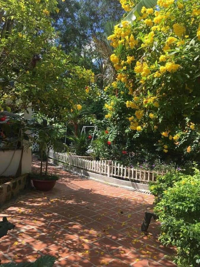 Ngoc Hanh Bungalow Дуонг-Донг Экстерьер фото